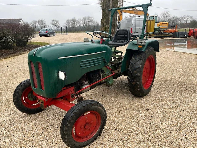 Kramer kl300 kramer kl 300 – vintage tractor met karakter - afbeelding 1 van  5
