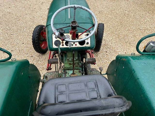 Kramer kl300 kramer kl 300 – vintage tractor met karakter - afbeelding 4 van  5