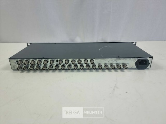 Kramer vm-1055 1:5 rgbhv video distribution amplifier - afbeelding 2 van  2