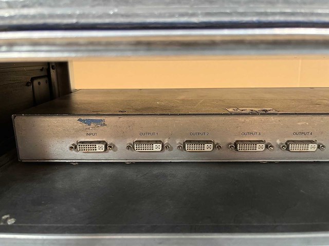Kramer vm-4hdcp signal distribution dvi 1->4 - afbeelding 4 van  7