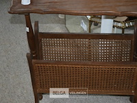 Krantenbak - afbeelding 2 van  3