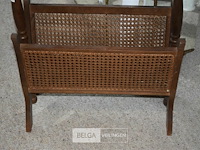 Krantenbak - afbeelding 3 van  3