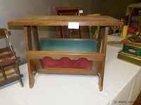 Krantenbakje - afbeelding 1 van  1