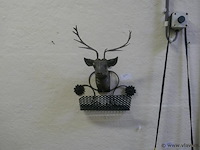 Krantenhouder in metaal - afbeelding 3 van  3