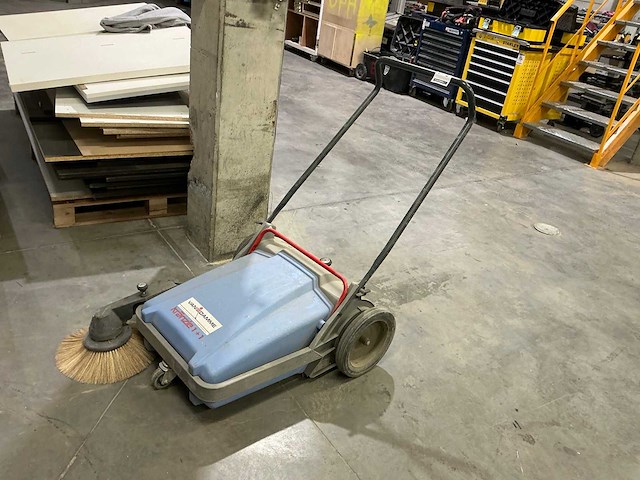 Kranzle 1+1 manuele veegmachine - afbeelding 1 van  4