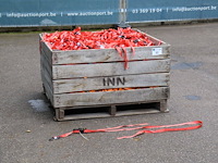 Krat met spanbanden (marge) - afbeelding 1 van  1