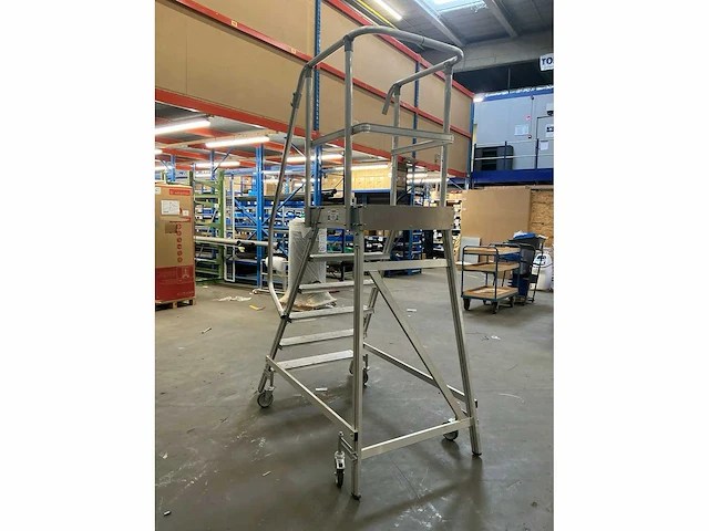Krause aluminium platformtrap - afbeelding 5 van  7