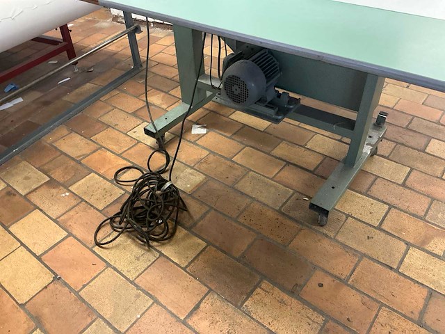 Krauss & reichert rbs300b lint snijmachine - afbeelding 6 van  8