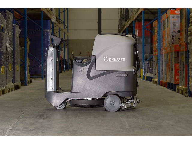 Kremer - 2025 - kr-fr70 - industriële zit schrobzuigmachine - afbeelding 25 van  28