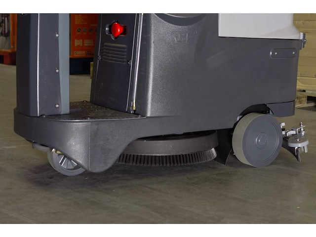 Kremer - 2025 - kr-fr70 - industriële zit schrobzuigmachine - afbeelding 13 van  24