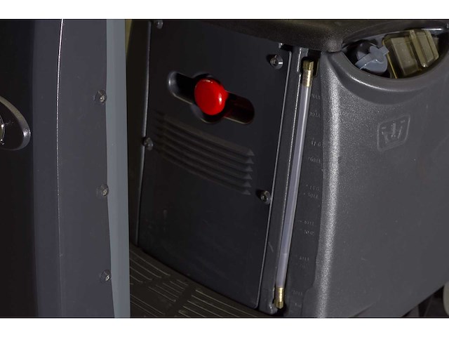 Kremer - 2025 - kr-fr70 - industriële zit schrobzuigmachine - afbeelding 15 van  24