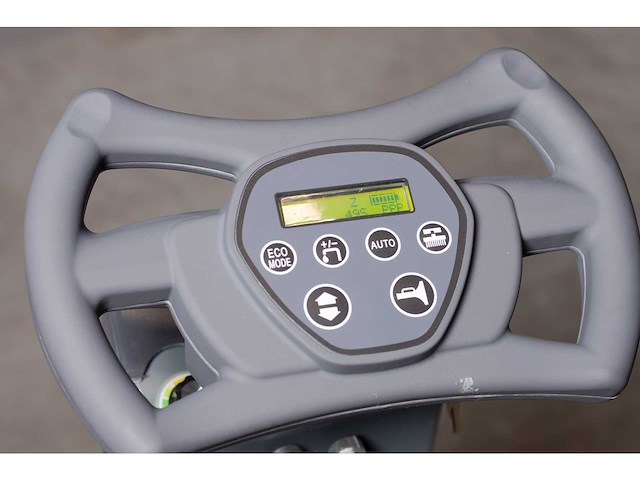 Kremer - 2025 - kr-fr70 - industriële zit schrobzuigmachine - afbeelding 23 van  24