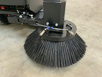 Kremer - 2025 - krs100 - straatveegmachine - afbeelding 9 van  24