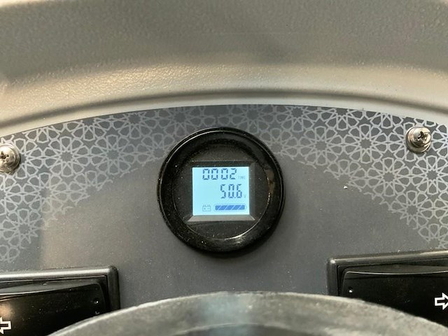 Kremer - 2025 - krs100 - straatveegmachine - afbeelding 14 van  24