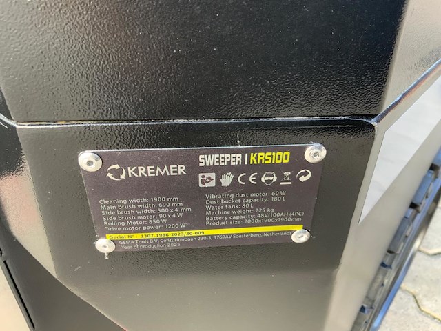 Kremer - 2025 - krs100 - straatveegmachine - afbeelding 6 van  24