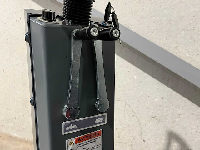 Kremer kr-fr70 zelfrijdende vloerschrobmachine - afbeelding 7 van  23