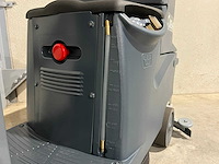 Kremer kr-fr70 zelfrijdende vloerschrobmachine - afbeelding 10 van  20