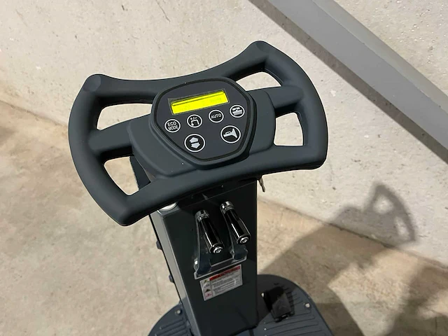 Kremer kr-fr70 zelfrijdende vloerschrobmachine - afbeelding 9 van  33