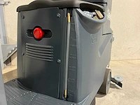 Kremer kr-fr70 zelfrijdende vloerschrobmachine - afbeelding 14 van  33