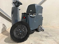 Kremer kr-fr90 zelfrijdende vloerschrobmachine - afbeelding 14 van  30