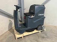 Kremer kr-fr90 zelfrijdende vloerschrobmachine - afbeelding 17 van  33