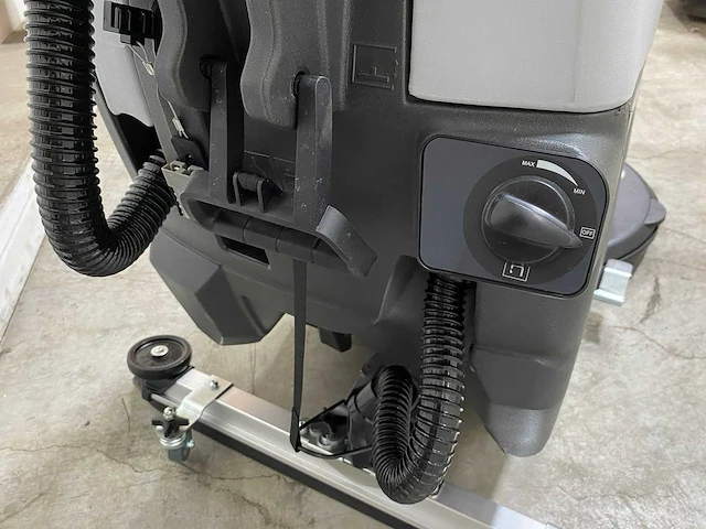 Kremer krfl50-a vloerschrobmachine - afbeelding 2 van  29