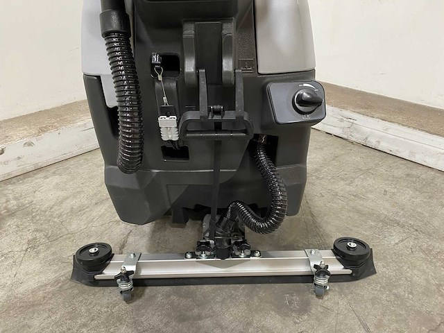 Kremer krfl50-a vloerschrobmachine - afbeelding 2 van  15