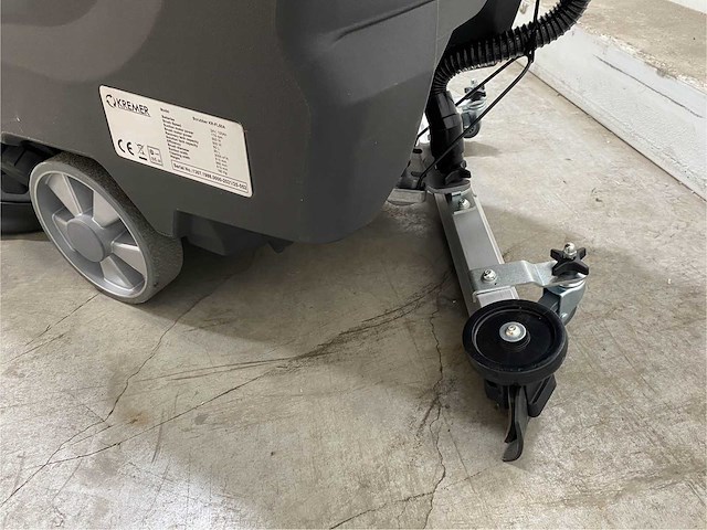 Kremer krfl50-a vloerschrobmachine - afbeelding 8 van  26