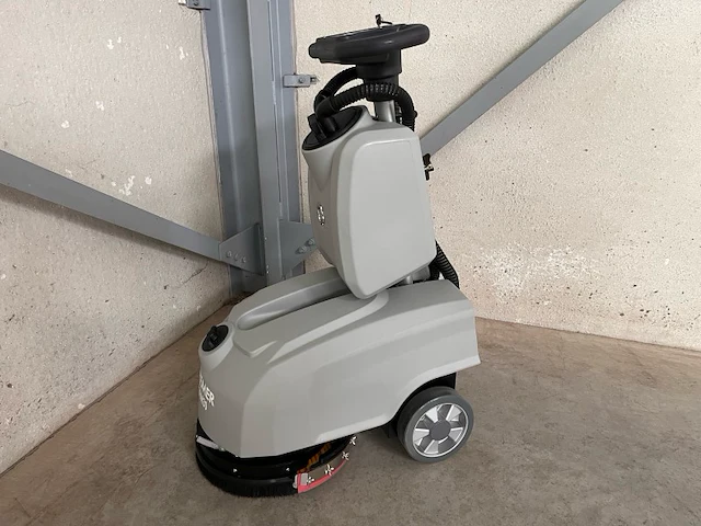 Kremer krm30 vloerschrobber - afbeelding 8 van  19