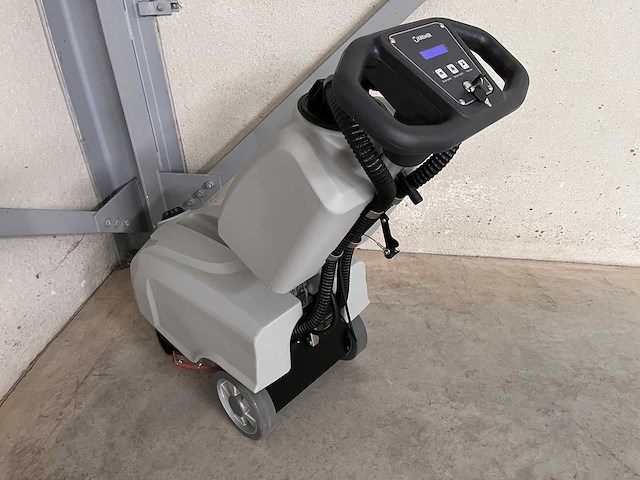 Kremer krm30 vloerschrobmachine - afbeelding 16 van  16