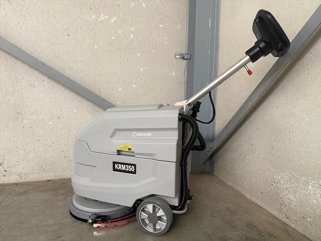 Kremer krm350 vloerschrobmachine - afbeelding 16 van  20