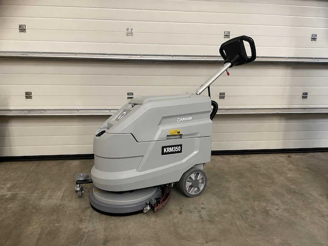 Kremer krm350 vloerschrobmachine - afbeelding 1 van  17