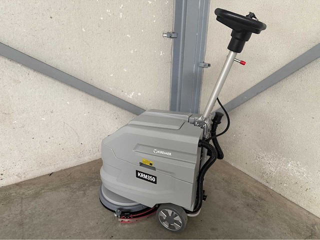 Kremer krm350 vloerschrobmachine - afbeelding 2 van  5