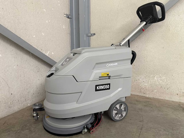 Kremer krm350 vloerschrobmachine - afbeelding 13 van  18