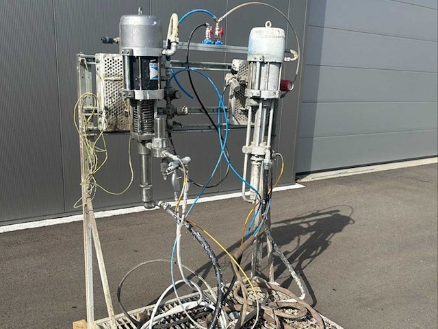 Kremlin 40-25 spuitpomp - afbeelding 1 van  8