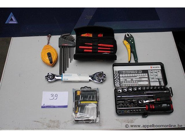 Krijtlijn - stanley set inbussleutels - rubi - hex key set schroevendraaiers pipe cutter dopsleutel set (33-delig) - wurth - multi socket wrench set ratel - workzone - universele sleutel set mini-schroevendraaiers - 7-delig - afbeelding 1 van  3