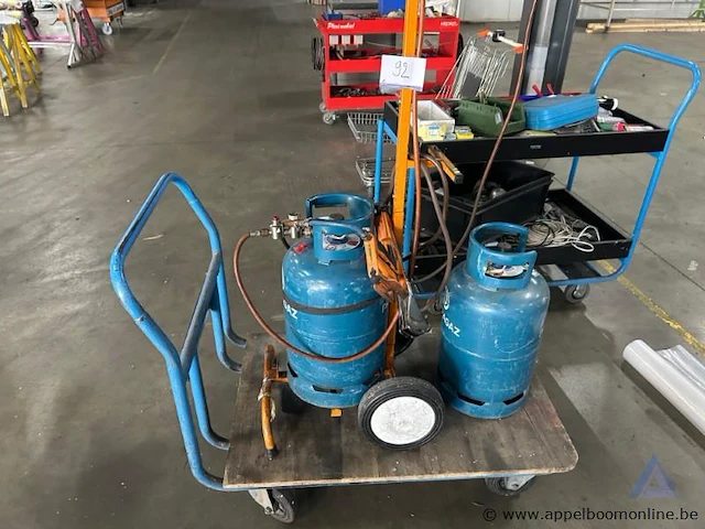 Krimppistool ripack 3000-50, gasaangedreven. inclusief 2 gasflessen en een transporttrolley. - afbeelding 1 van  2