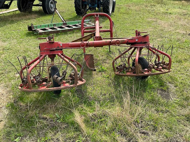 Krone trommelmaaier en pz tweetorige hooischudder - afbeelding 7 van  19