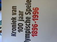 Kroniek 100 jaar olympische spelen agon 1995 - afbeelding 1 van  4