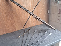 Kruisboog met 6 pijlen l 1160mm b 1050mm h 230mm - afbeelding 1 van  5