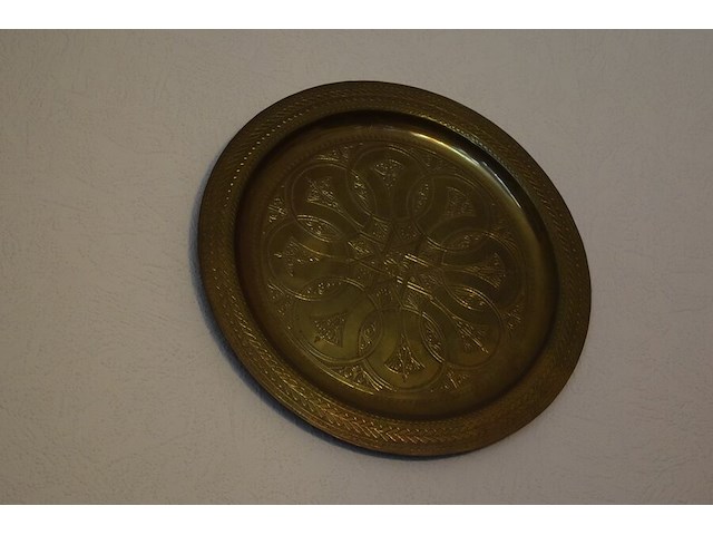 Kruisje, schotel en spiegel (wanddecoratie) - afbeelding 4 van  4