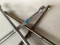 Kruissleutel (2x) - afbeelding 3 van  3