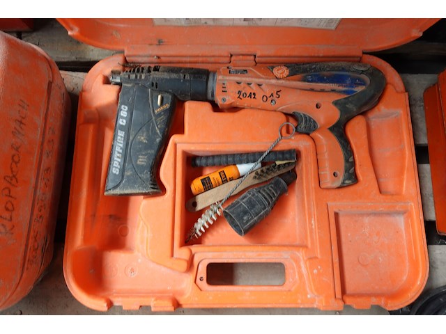 Kruitschiethamer spit - afbeelding 1 van  1