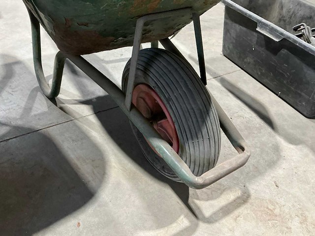 Kruiwagen (2x) - afbeelding 7 van  8