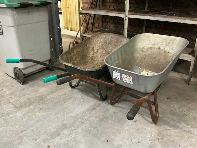 Kruiwagen (2x) - afbeelding 1 van  4