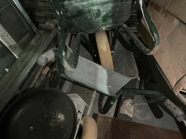 Kruiwagen (4x) - afbeelding 3 van  6