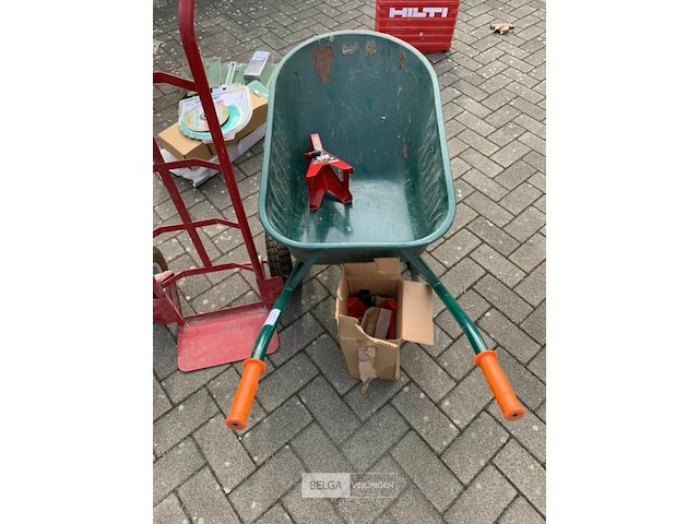 Kruiwagen en steekkar - afbeelding 1 van  3