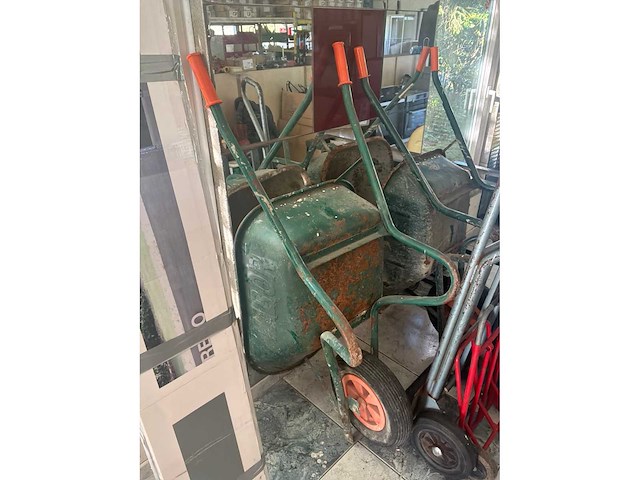 Kruiwagen en steekwagen (2x) - afbeelding 2 van  5