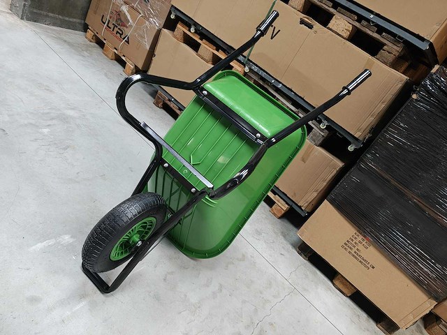 Kruiwagen groen - afbeelding 3 van  9