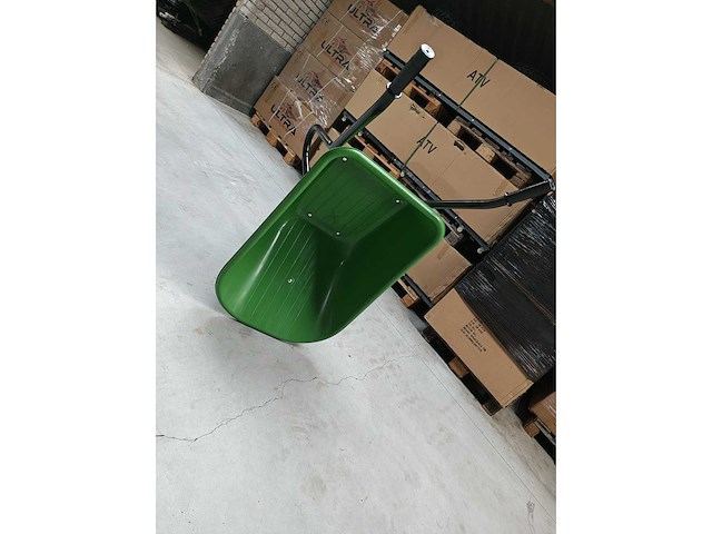 Kruiwagen groen - afbeelding 4 van  9